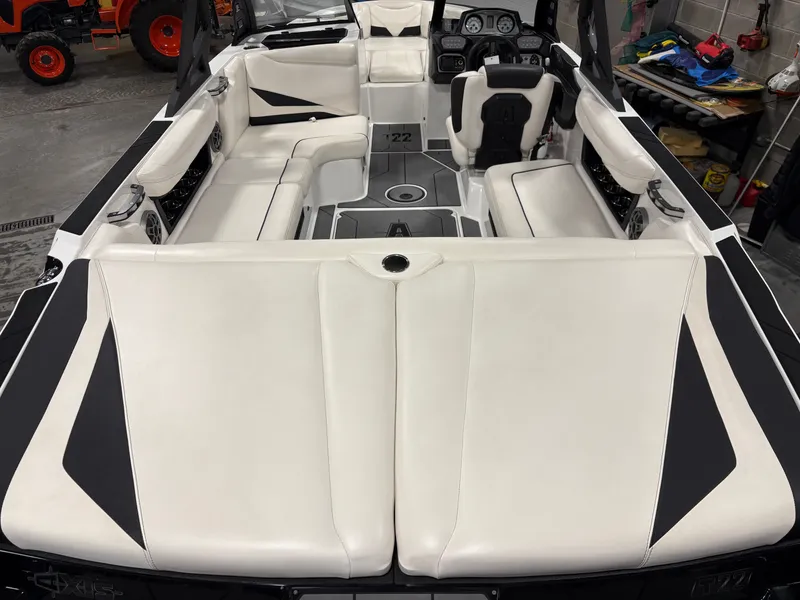 Slide: The Image of Axis T22 2019 - 6