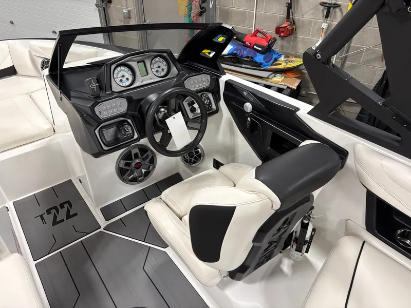 Slide: The Image of Axis T22 2019 - 9