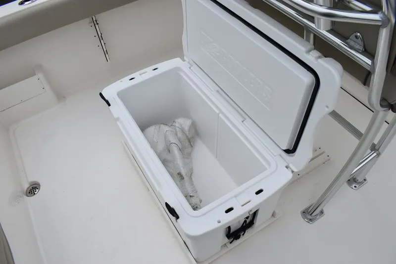 Slide: The Image of Key West Boats 239 FS 2025 - 29