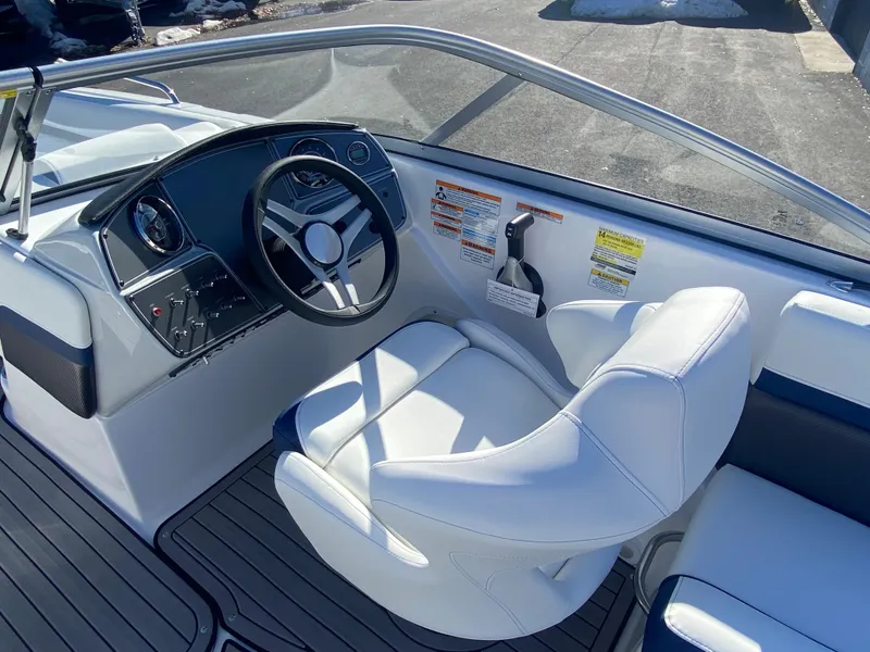 Slide: The Image of Hurricane SD217OB 2023 - 7