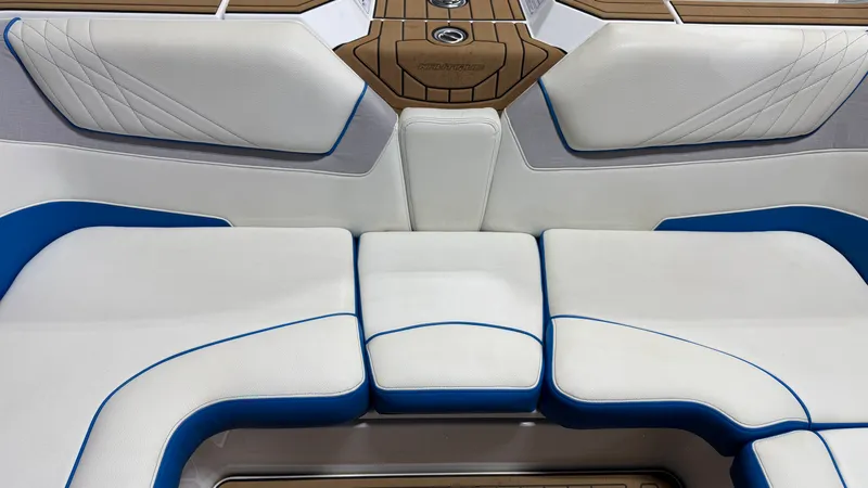 Slide: The Image of Nautique Super Air Nautique GS22 2021 - 31