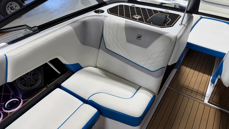 Slide: The Image of Nautique Super Air Nautique GS22 2021 - 45