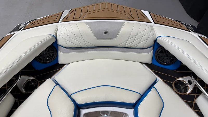Slide: The Image of Nautique Super Air Nautique GS22 2021 - 83