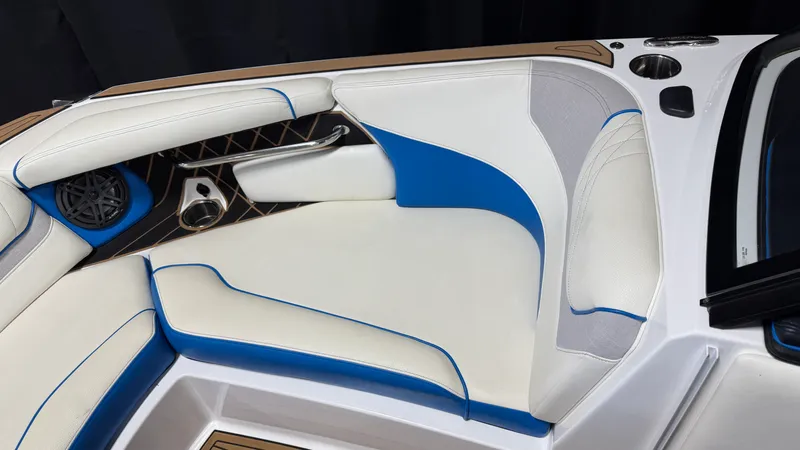 Slide: The Image of Nautique Super Air Nautique GS22 2021 - 78