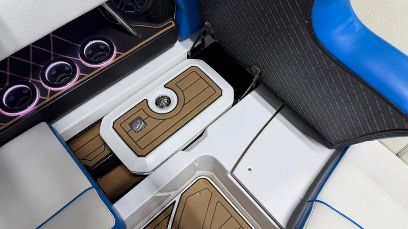 Slide: The Image of Nautique Super Air Nautique GS22 2021 - 29