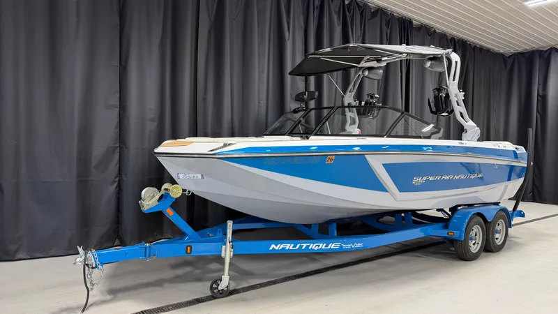 Slide: The Image of Nautique Super Air Nautique GS22 2021 - 2