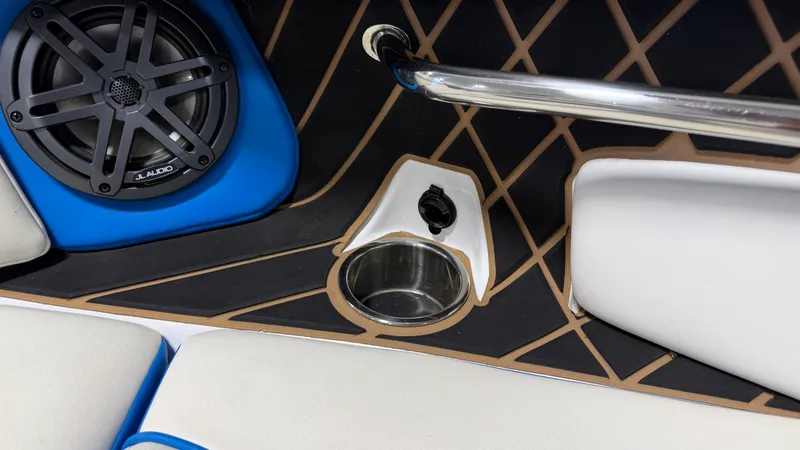 Slide: The Image of Nautique Super Air Nautique GS22 2021 - 81