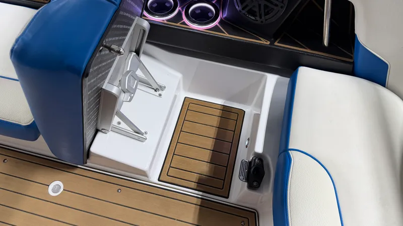 Slide: The Image of Nautique Super Air Nautique GS22 2021 - 44