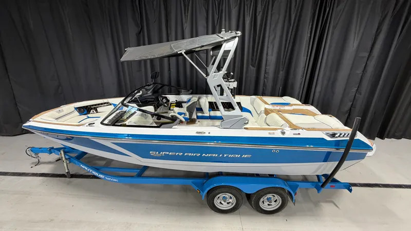 Slide: The Image of Nautique Super Air Nautique GS22 2021 - 1