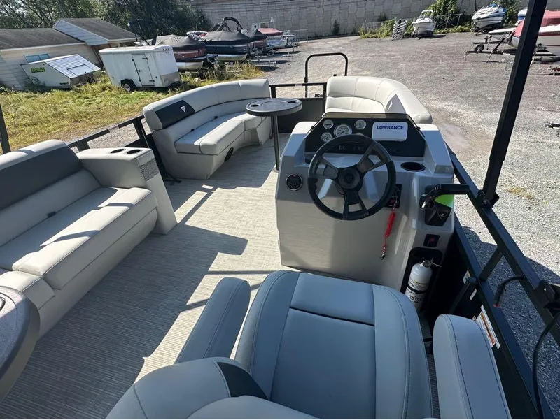 Slide: The Image of Viaggio DM 18C 2023 - 16