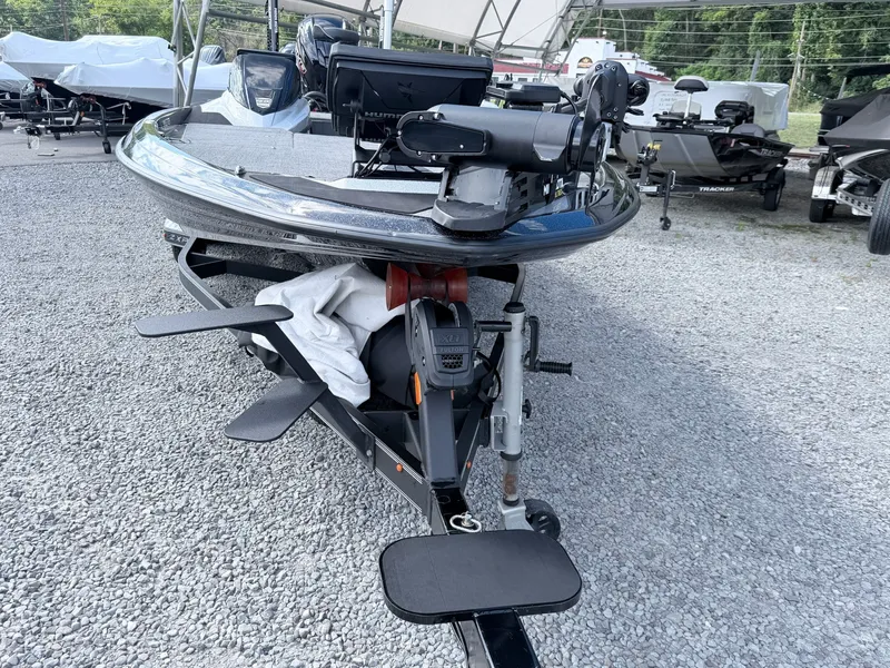Slide: The Image of Skeeter ZXR21 2023 - 32