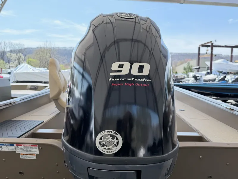 Slide: The Image of Starcraft Freedom 180 Tiller 2023 - 16