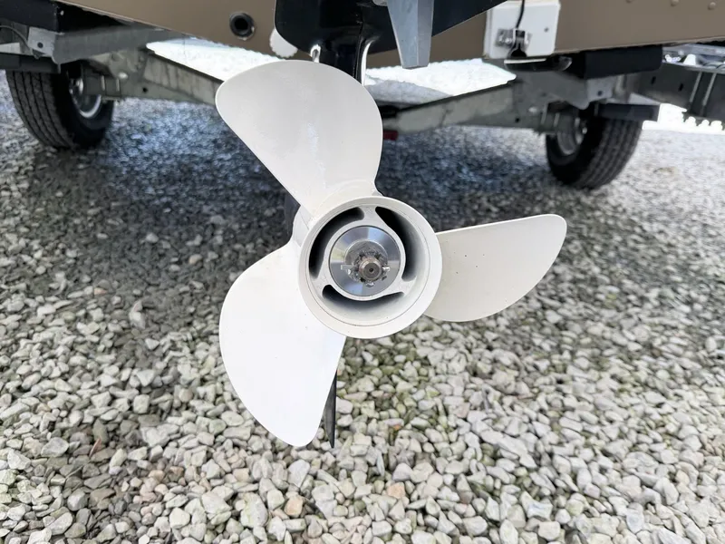 Slide: The Image of Starcraft Freedom 180 Tiller 2023 - 29