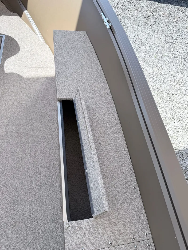 Slide: The Image of Starcraft Freedom 180 Tiller 2023 - 5