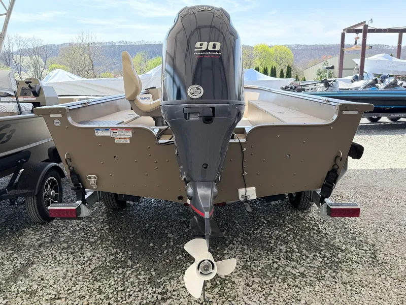 Slide: The Image of Starcraft Freedom 180 Tiller 2023 - 6