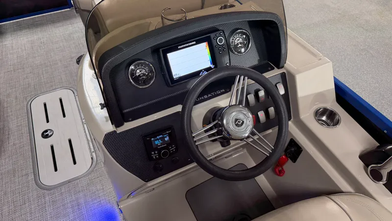 Slide: The Image of Premier 230 SUNSATION 2018 - 53