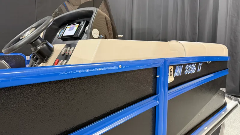 Slide: The Image of Premier 230 SUNSATION 2018 - 90