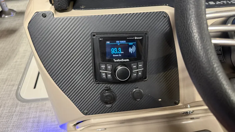 Slide: The Image of Premier 230 SUNSATION 2018 - 56