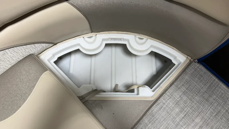 Slide: The Image of Premier 230 SUNSATION 2018 - 65