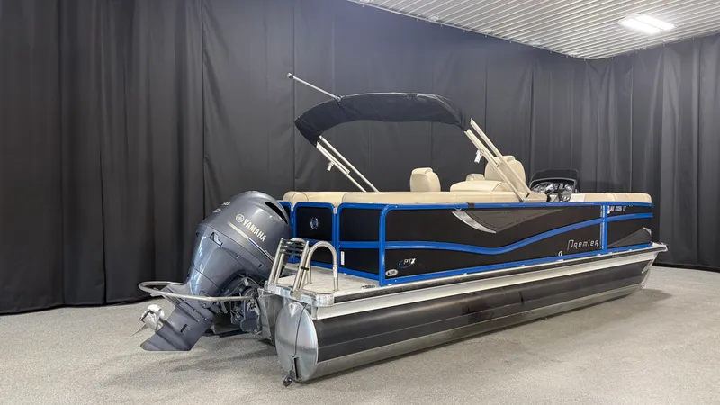 Slide: The Image of Premier 230 SUNSATION 2018 - 2