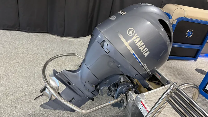 Slide: The Image of Premier 230 SUNSATION 2018 - 85