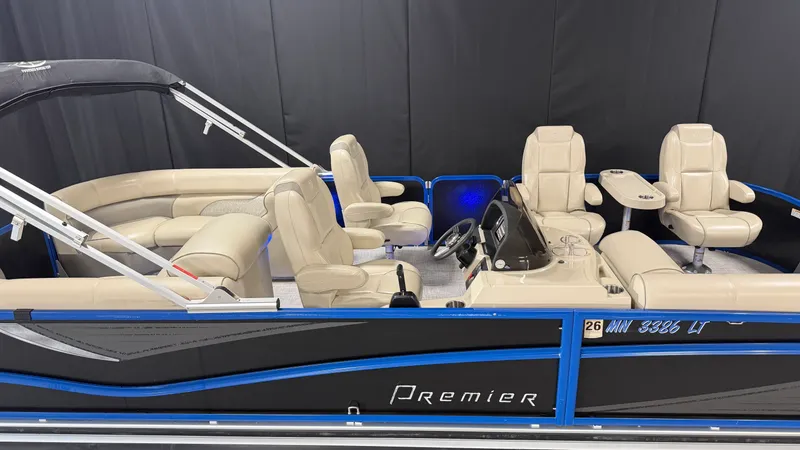 Slide: The Image of Premier 230 SUNSATION 2018 - 5