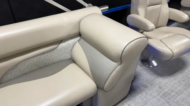 Slide: The Image of Premier 230 SUNSATION 2018 - 67