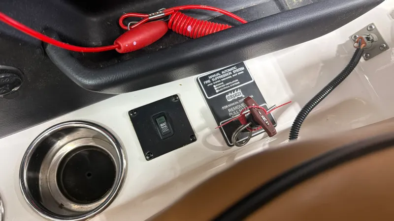 Slide: The Image of Mastercraft X-23 2016 - 52