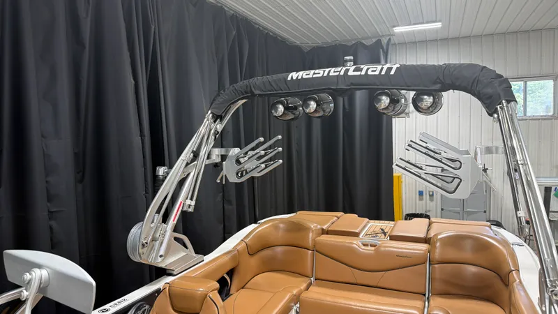 Slide: The Image of Mastercraft X-23 2016 - 85