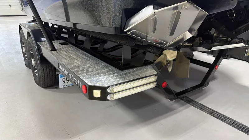 Slide: The Image of Mastercraft X-23 2016 - 90