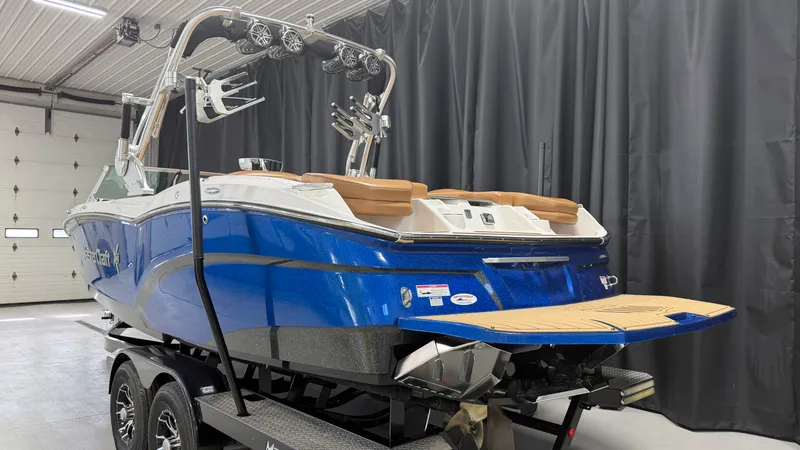 Slide: The Image of Mastercraft X-23 2016 - 3