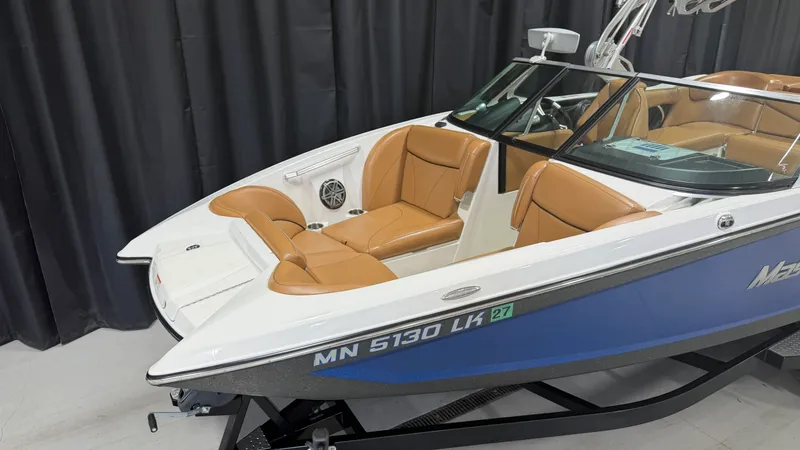 Slide: The Image of Mastercraft X-23 2016 - 4