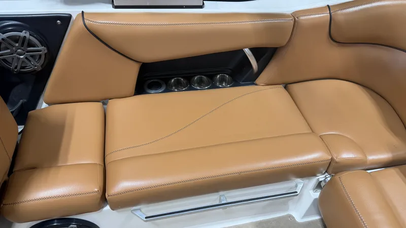 Slide: The Image of Mastercraft X-23 2016 - 27