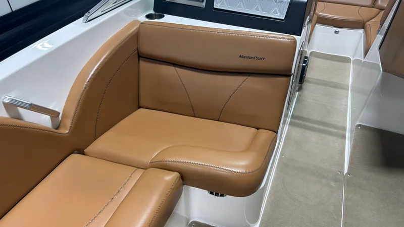 Slide: The Image of Mastercraft X-23 2016 - 40