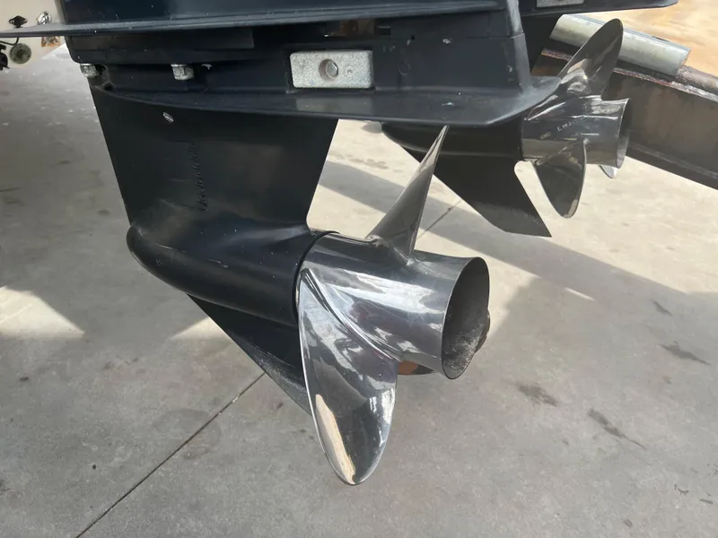 Slide: The Image of Twin propellers of a 2002 Donzi 29 ZF Cuddy boat. - 17