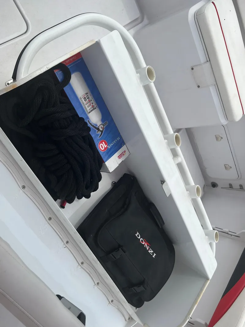 Slide: The Image of Donzi 29 ZF Cuddy 2002 - 61