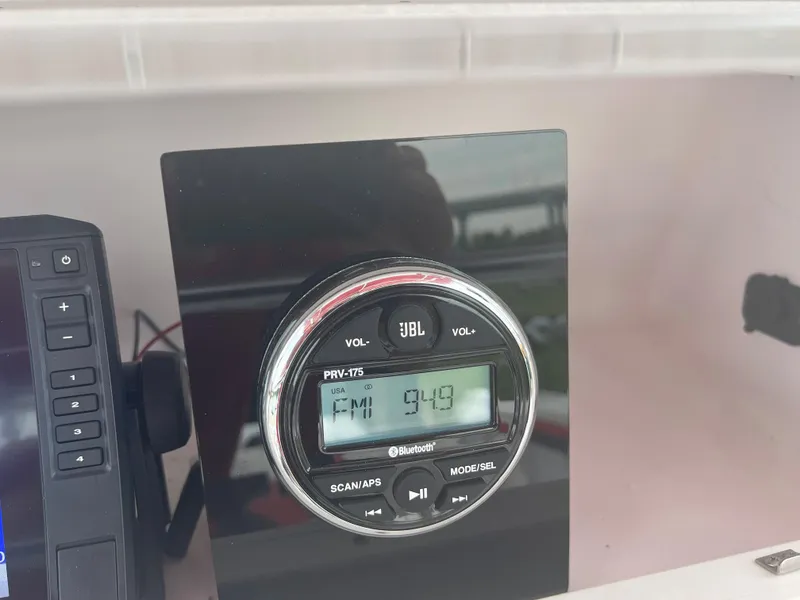 Slide: The Image of Donzi 29 ZF Cuddy 2002 - 64