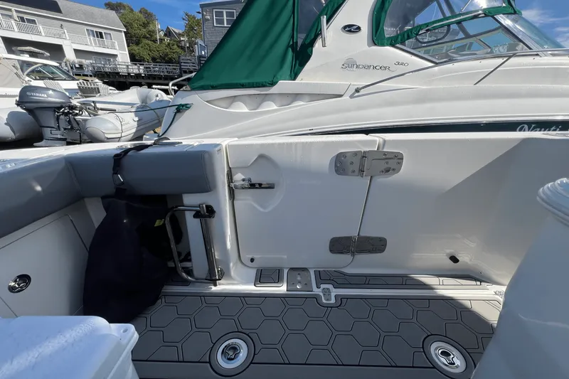 Slide: The Image of Boston Whaler 280 OUTRAGE 2024 - 7
