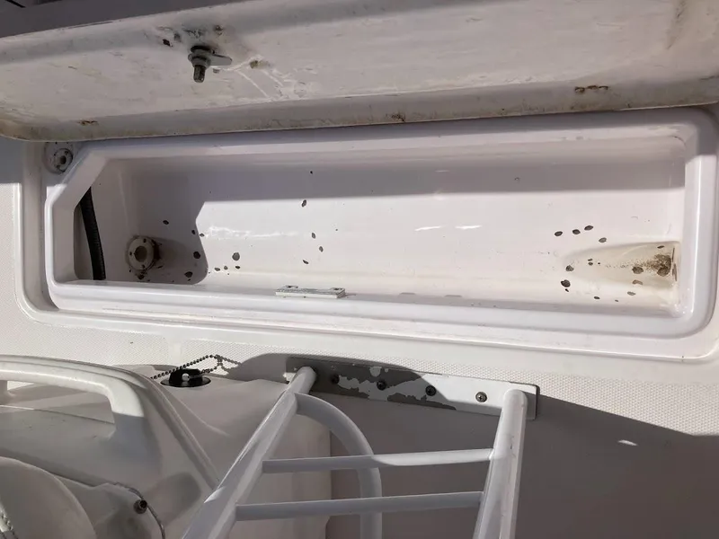 Slide: The Image of Open storage compartment on 2005 Donzi 35 ZFC DAYTONA boat. - 35