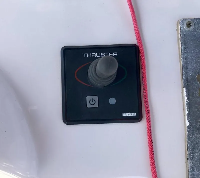 Slide: The Image of Donzi 35 Zf 2005 - 52