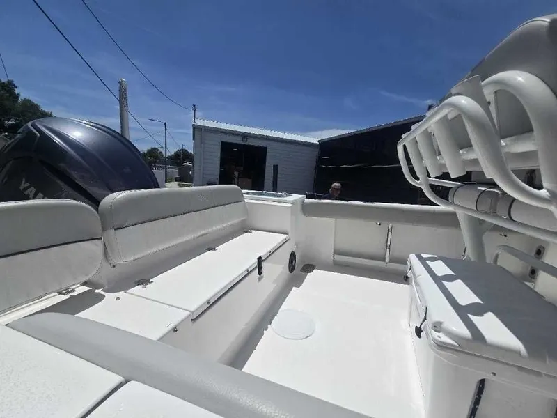 Slide: The Image of Sea Fox 248 Commander 2023 - 5