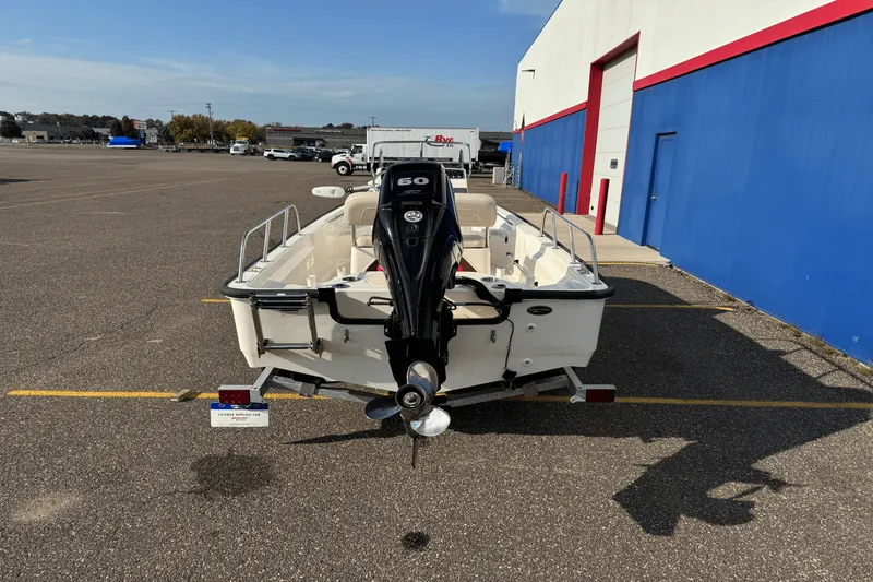 Slide: The Image of Boston Whaler 150 Montauk 2022 - 5