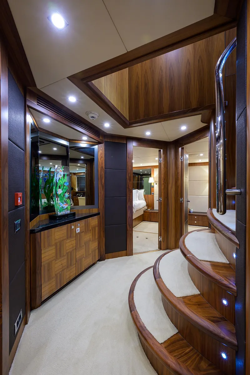 Slide: The Image of Sunseeker Trideck 2009 - 56