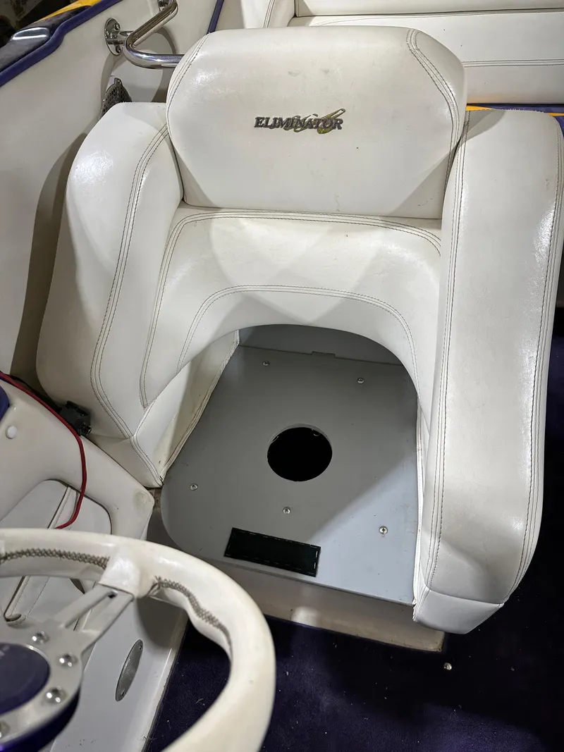 Slide: The Image of Eliminator 260 Eagle XP 2005 - 98