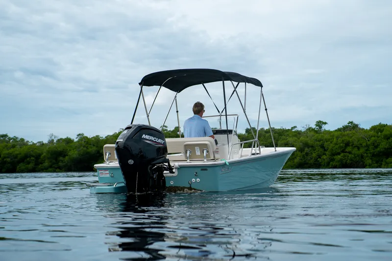 Slide: The Image of Boston Whaler 170 Montauk 2026 - 16