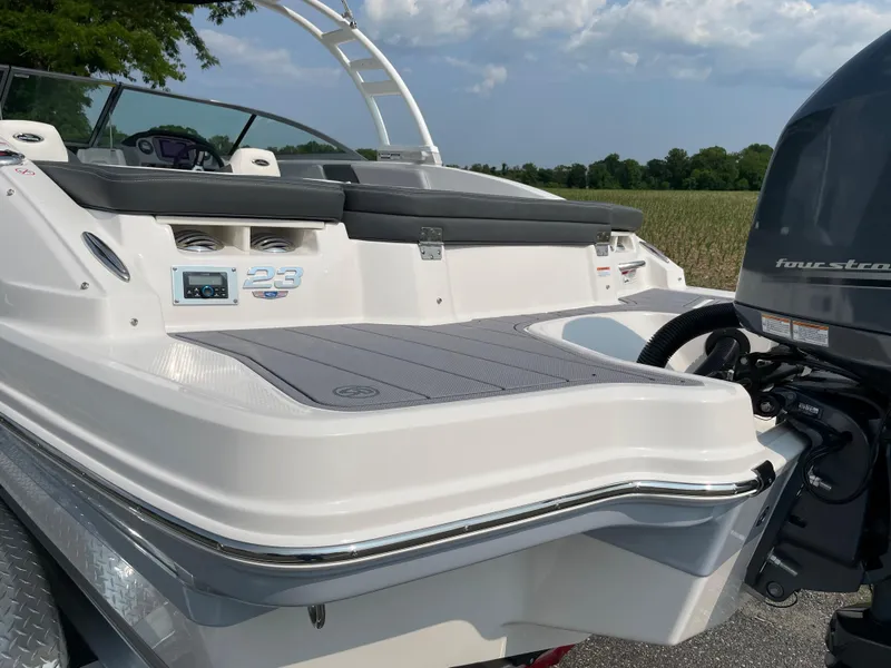 Slide: The Image of Chaparral 23 SSi OB 2026 - 58