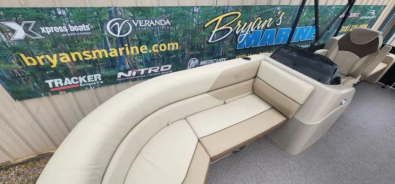 Slide: The Image of 2023 Veranda VISTA20RC Bi-Toon boat interior at Bryan's Marine showroom. - 12