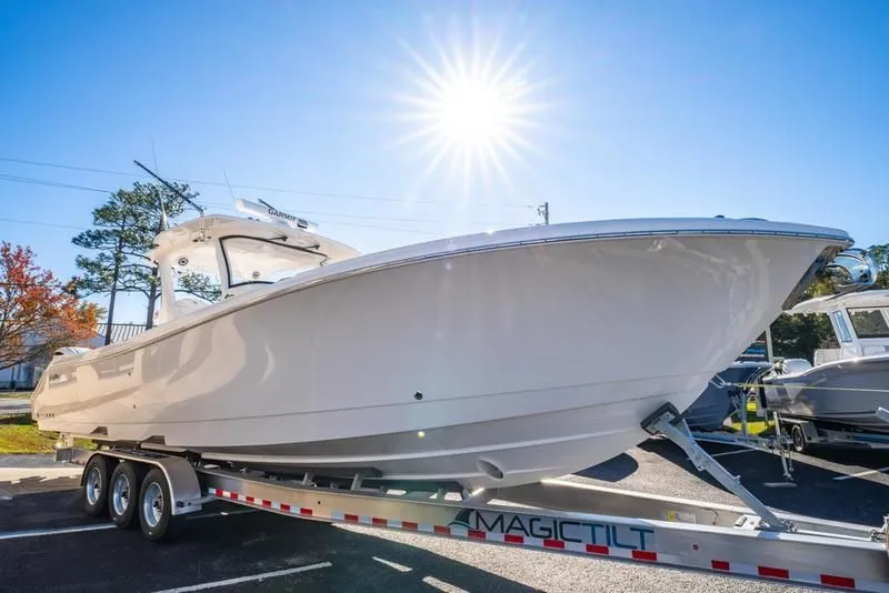 Slide: The Image of Edgewater 370CC 2026 - 15