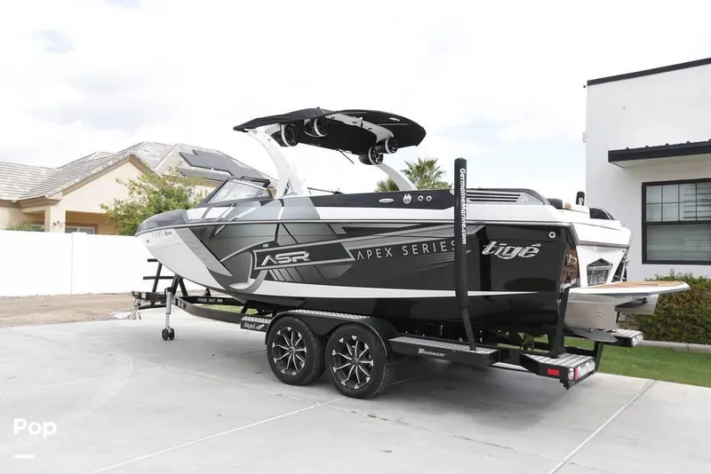 Slide: The Image of 2015 Tige ASR Apex Series for sale in Gilbert, AZ - 14