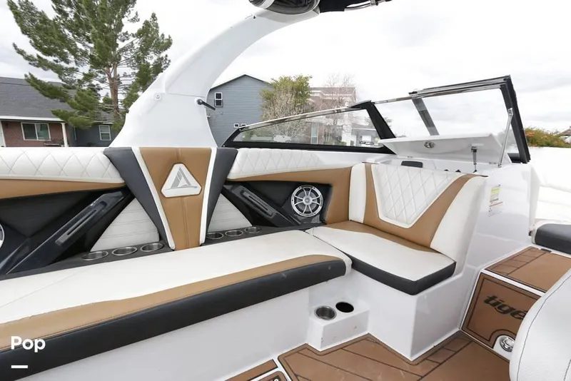 Slide: The Image of 2015 Tige ASR Apex Series for sale in Gilbert, AZ - 34